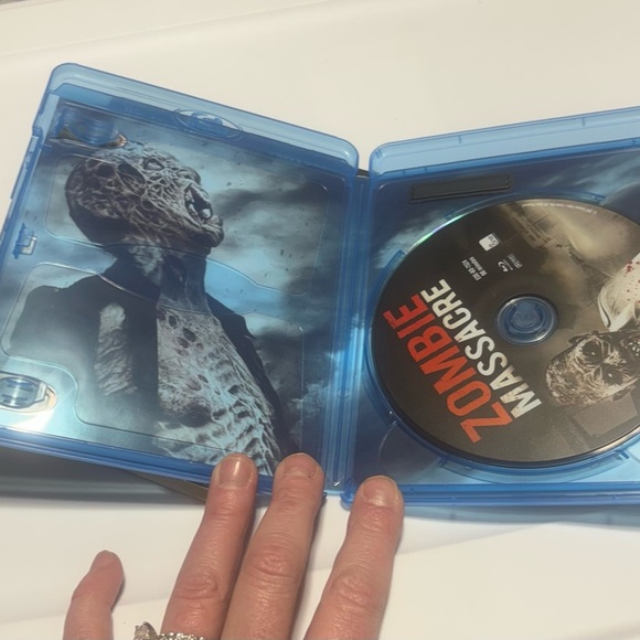 Zombie Massacre Blu-ray for the 2013 horror film, also known as Apocalypse Z. - Picture 3 of 3